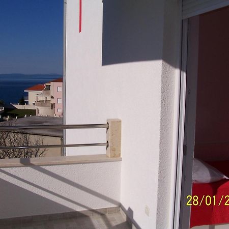 Apartments Perdijic Nemira Omiš Kültér fotó