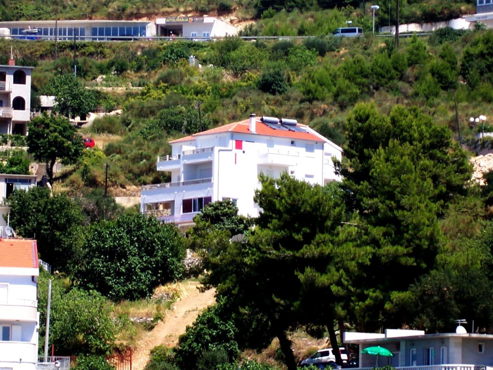 Apartments Perdijic Nemira Omiš Kültér fotó